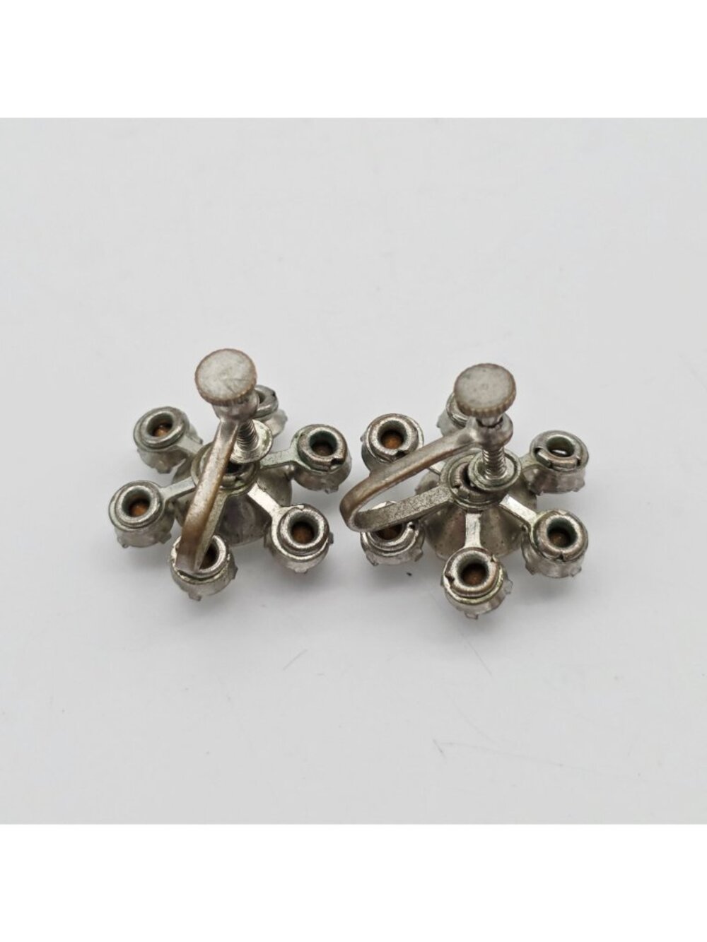 Austrian Crystal Snowflake Screw-Back Earrings Silver Tone Metal Retro Clip-On - Picture 6 of 6